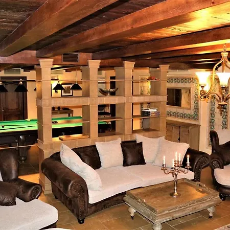 Luxury Tragurium Prestige With Pool Апартаменты Слатине